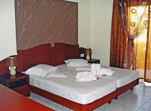 Silver Beach Hotel Paralia Kourna 外观 照片
